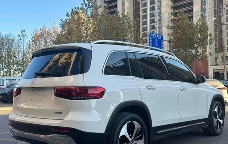 Mercedes-Benz GLB, 2021 год, 2 250 000 рублей, 7 фотография