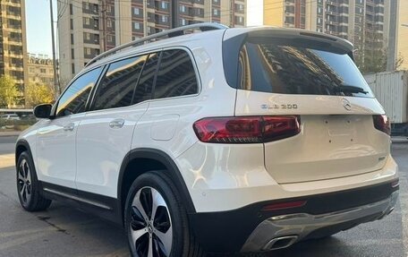 Mercedes-Benz GLB, 2021 год, 2 250 000 рублей, 5 фотография