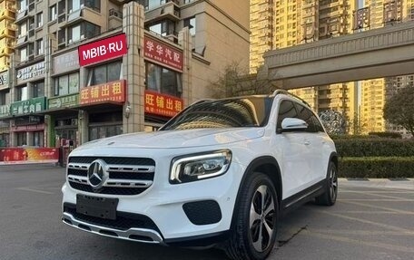 Mercedes-Benz GLB, 2021 год, 2 250 000 рублей, 2 фотография