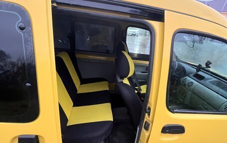 Renault Kangoo II рестайлинг, 2007 год, 410 000 рублей, 12 фотография