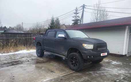 Toyota Tundra II, 2011 год, 3 500 000 рублей, 2 фотография
