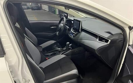 Toyota Corolla, 2022 год, 1 390 000 рублей, 2 фотография