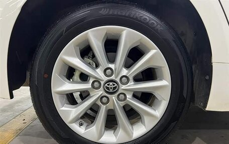 Toyota Corolla, 2022 год, 1 390 000 рублей, 8 фотография