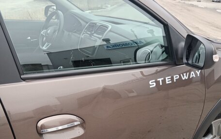 Renault Sandero II рестайлинг, 2018 год, 950 000 рублей, 9 фотография