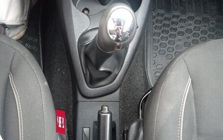 Renault Sandero II рестайлинг, 2018 год, 950 000 рублей, 19 фотография