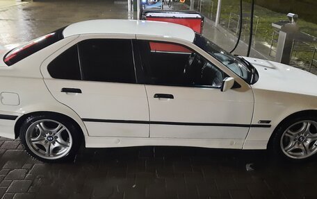 BMW 3 серия, 1995 год, 690 000 рублей, 4 фотография