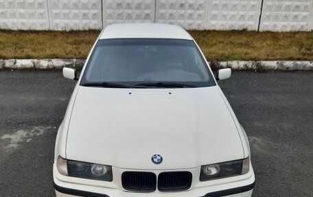 BMW 3 серия, 1995 год, 690 000 рублей, 8 фотография