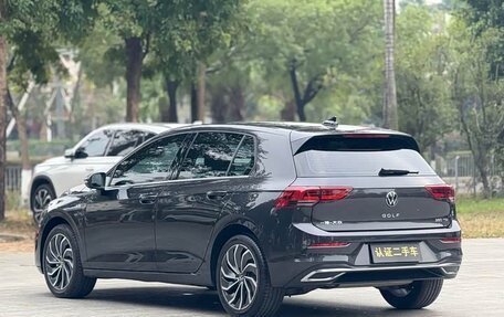 Volkswagen Golf VIII, 2021 год, 1 500 000 рублей, 19 фотография