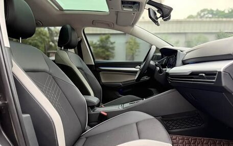 Volkswagen Golf VIII, 2021 год, 1 500 000 рублей, 14 фотография