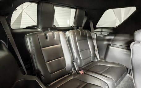 Ford Explorer VI, 2014 год, 1 895 000 рублей, 17 фотография