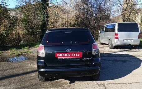 Toyota Matrix, 2005 год, 700 000 рублей, 3 фотография