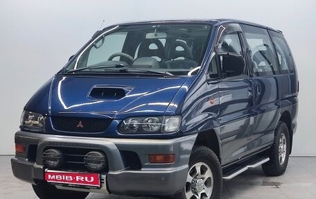 Mitsubishi Delica IV, 2002 год, 1 270 000 рублей, 1 фотография