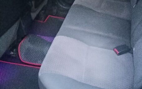 Toyota Matrix, 2005 год, 700 000 рублей, 9 фотография