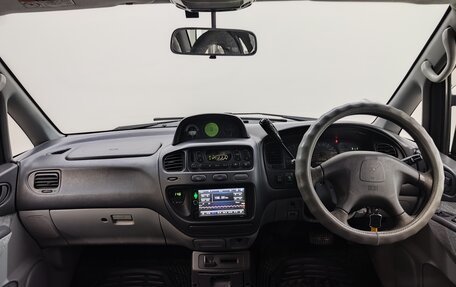 Mitsubishi Delica IV, 2002 год, 1 270 000 рублей, 9 фотография