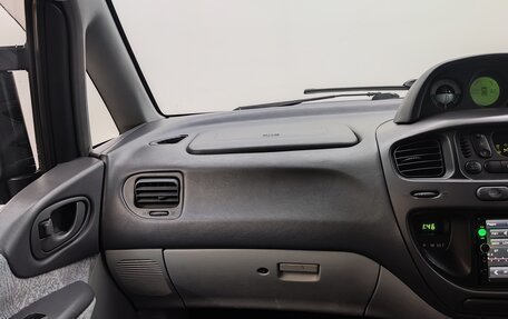 Mitsubishi Delica IV, 2002 год, 1 270 000 рублей, 10 фотография