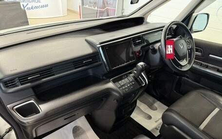 Honda Stepwgn IV, 2019 год, 2 549 900 рублей, 13 фотография