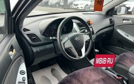 Hyundai Solaris II рестайлинг, 2011 год, 1 029 000 рублей, 10 фотография