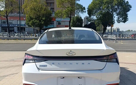 Hyundai Elantra, 2021 год, 1 684 852 рублей, 6 фотография