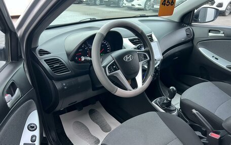 Hyundai Solaris II рестайлинг, 2011 год, 899 999 рублей, 10 фотография