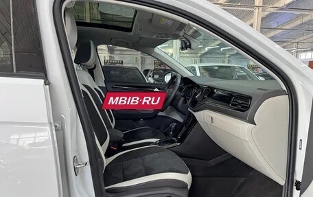 Volkswagen T-Roc I, 2022 год, 1 280 777 рублей, 8 фотография