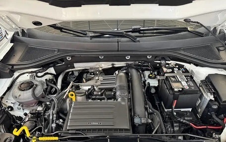 Volkswagen T-Roc I, 2022 год, 1 280 777 рублей, 23 фотография