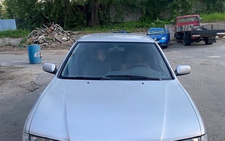 Nissan Primera II рестайлинг, 1998 год, 40 000 рублей, 1 фотография