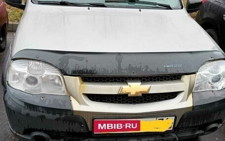 Chevrolet Niva I рестайлинг, 2015 год, 330 000 рублей, 1 фотография