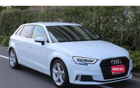 Audi A3, 2018 год, 1 400 000 рублей, 1 фотография