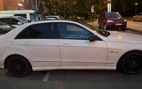 Mercedes-Benz E-Класс, 2011 год, 1 130 000 рублей, 4 фотография