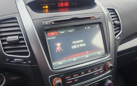 KIA Sorento II рестайлинг, 2015 год, 1 300 000 рублей, 15 фотография