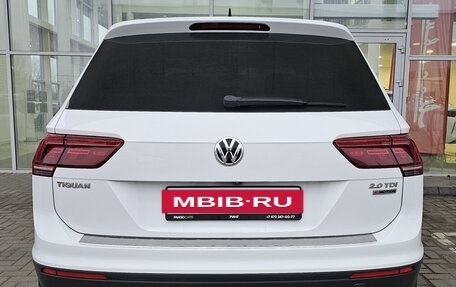 Volkswagen Tiguan II, 2017 год, 2 599 000 рублей, 4 фотография