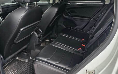 Volkswagen Tiguan II, 2017 год, 2 599 000 рублей, 10 фотография