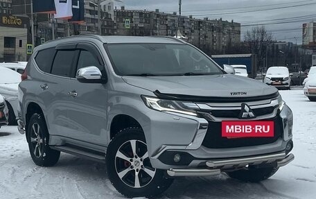 Mitsubishi Pajero Sport III рестайлинг, 2020 год, 1 950 000 рублей, 2 фотография