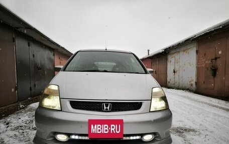 Honda Stream I рестайлинг, 2002 год, 590 000 рублей, 38 фотография