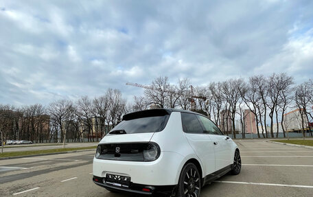 Honda e, 2020 год, 3 300 000 рублей, 2 фотография