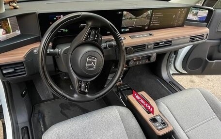 Honda e, 2020 год, 3 300 000 рублей, 4 фотография