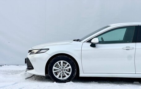 Toyota Camry, 2020 год, 2 640 000 рублей, 6 фотография