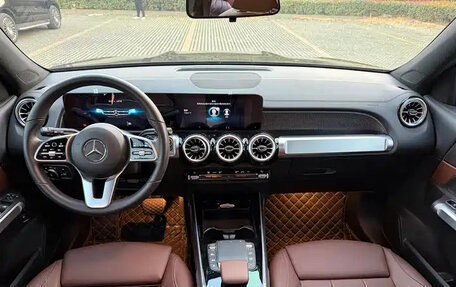 Mercedes-Benz GLB, 2021 год, 2 950 000 рублей, 7 фотография