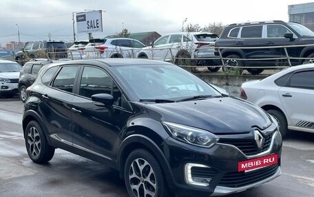 Renault Kaptur I рестайлинг, 2018 год, 999 000 рублей, 2 фотография