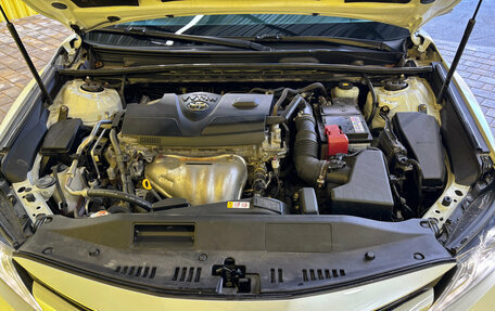 Toyota Camry, 2018 год, 2 190 000 рублей, 23 фотография