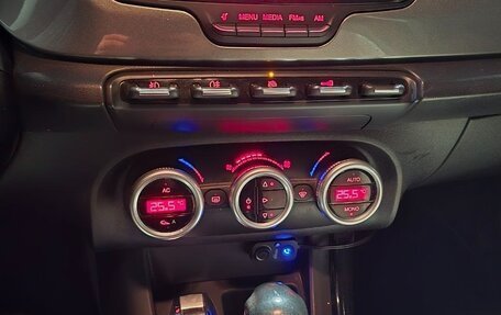 Alfa Romeo Giulietta, 2013 год, 590 000 рублей, 10 фотография