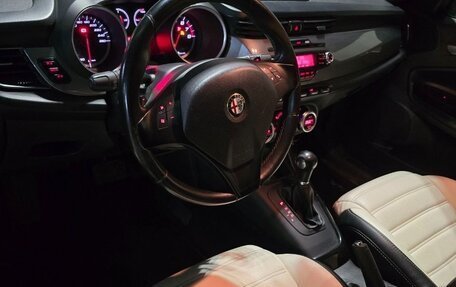 Alfa Romeo Giulietta, 2013 год, 590 000 рублей, 5 фотография