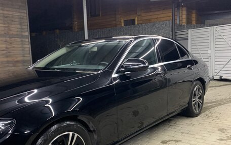 Mercedes-Benz E-Класс, 2020 год, 4 100 000 рублей, 6 фотография