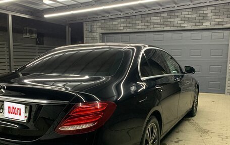 Mercedes-Benz E-Класс, 2020 год, 4 100 000 рублей, 4 фотография