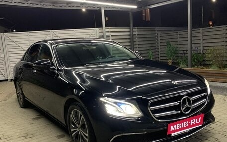 Mercedes-Benz E-Класс, 2020 год, 4 100 000 рублей, 2 фотография