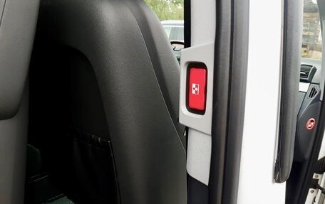 Mercedes-Benz Viano, 2011 год, 2 050 000 рублей, 11 фотография