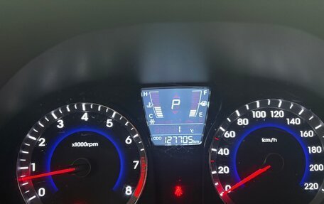 Hyundai Solaris II рестайлинг, 2013 год, 920 000 рублей, 9 фотография