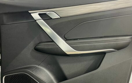 Geely Atlas, 2024 год, 2 320 000 рублей, 19 фотография