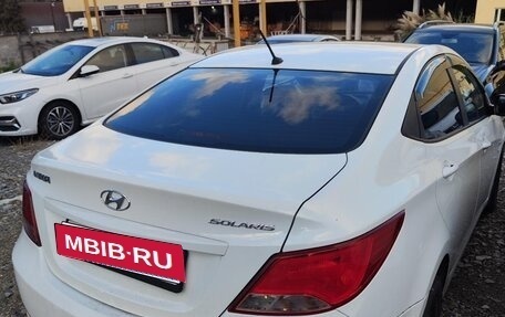 Hyundai Solaris II рестайлинг, 2015 год, 800 000 рублей, 5 фотография