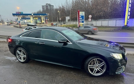 Mercedes-Benz E-Класс, 2018 год, 3 100 000 рублей, 1 фотография